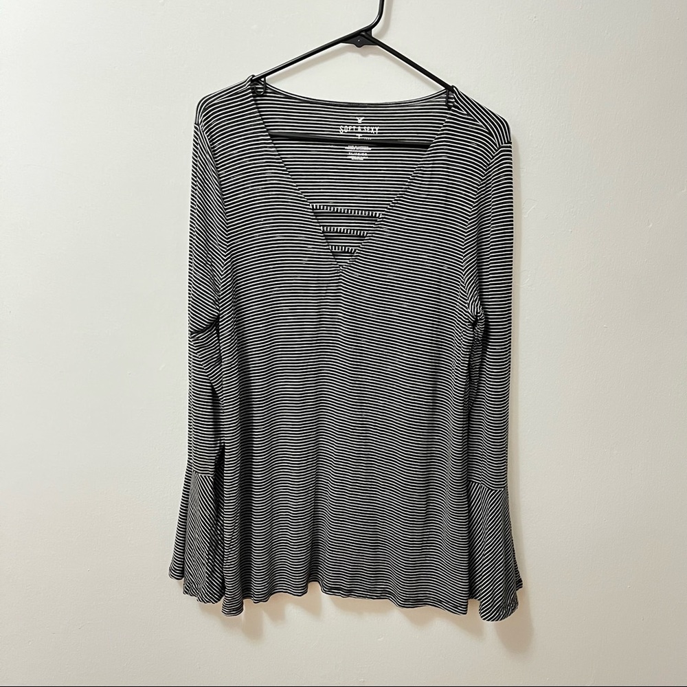 American Eagle Soft & Sexy Striped Bell Sleeve Top Size XL
